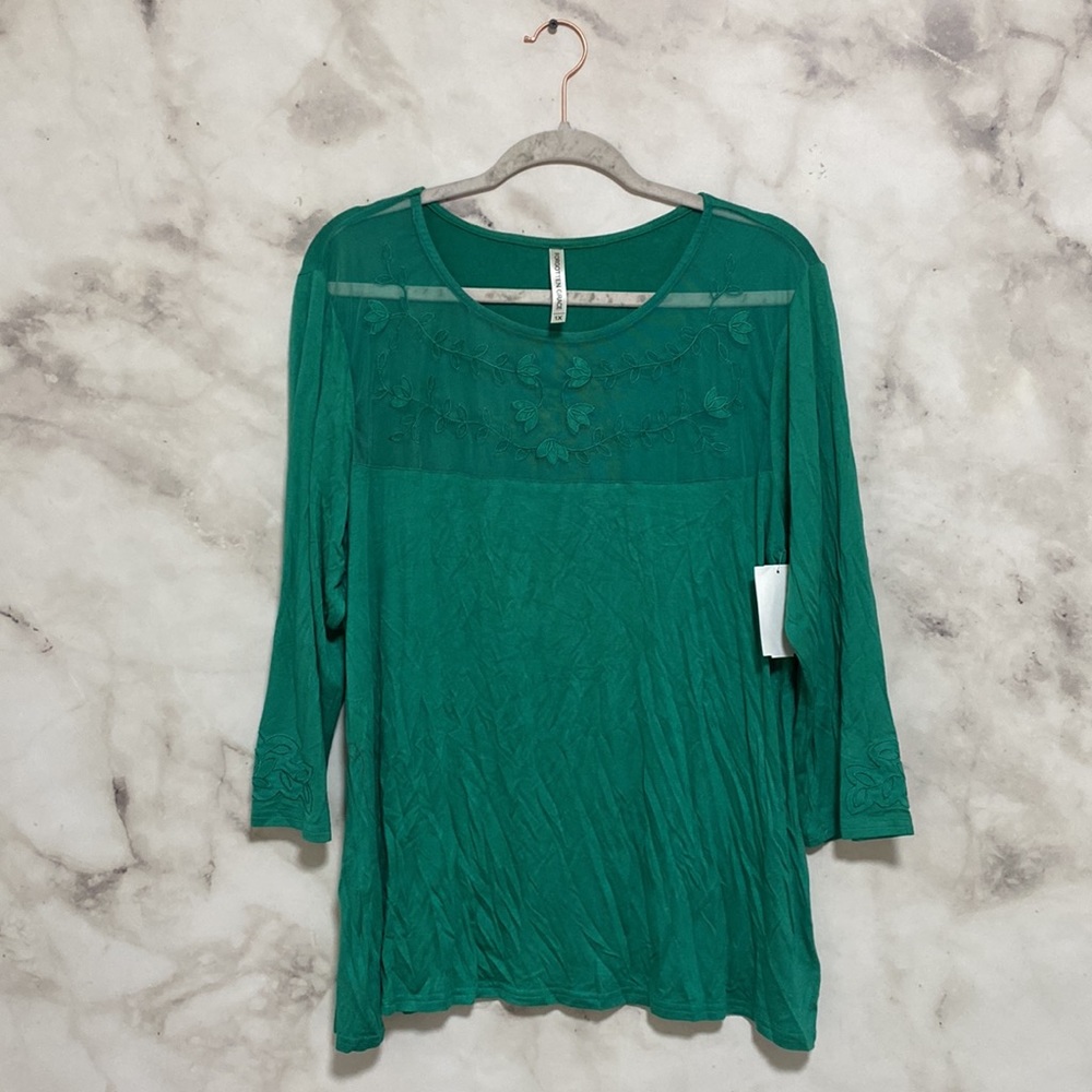 Forgotten Grace Emerald Green Mesh Neckline Top - Picture 2 of 6
